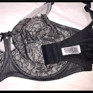 Wacoal black lace 36G bra